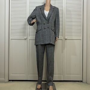 St. John Knit Gray Plaid Double-Breasted Metallic Blazer/Pants Suit Set Size 6